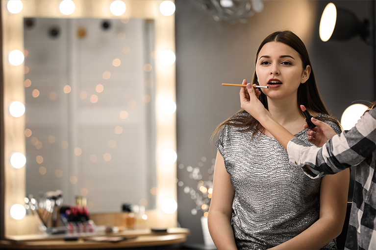 Make Up Services in Dubai